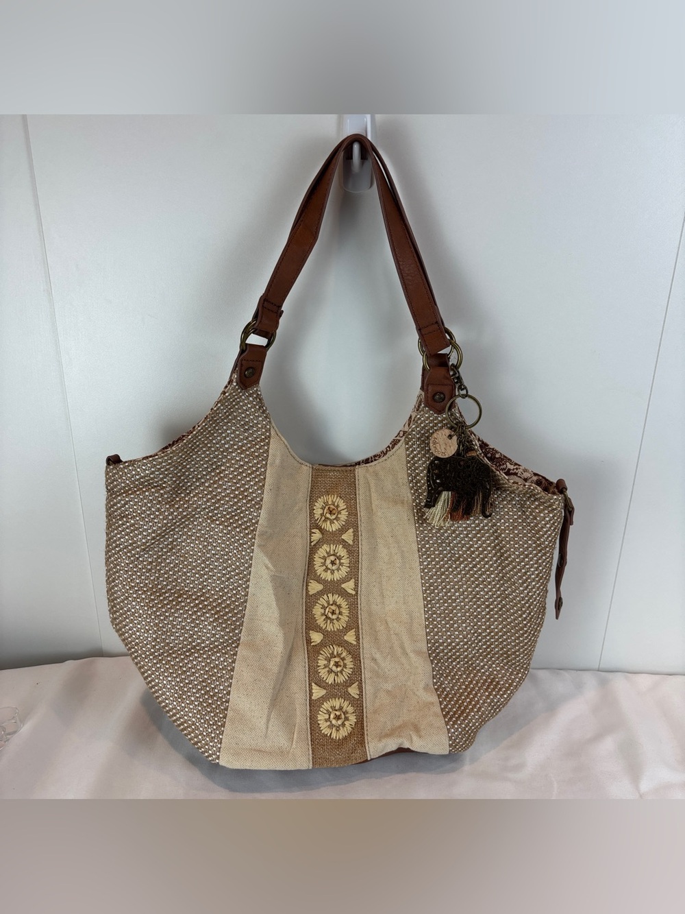 NWOT SakRoots Cotton Jute Woven Purse Beige Floral Beaded Shoulder Bag Vegan